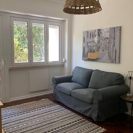 Casa Do Largo Sardinha - Very Central Apartment With Ac Lisbon Luaran gambar