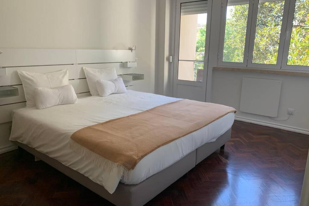 Casa Do Largo Sardinha - Very Central Apartment With Ac Lisbon Luaran gambar